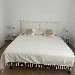 La Bouganvillea