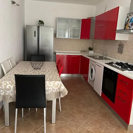 La Bouganvillea Apartment *
